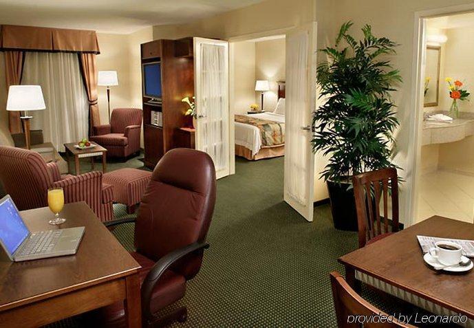 Fairfield Inn & Suites By Marriott Toronto Mississauga Exteriér fotografie